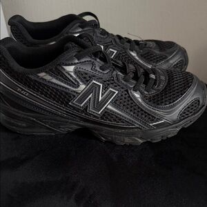 New Balance Black and Gray Running Shoes